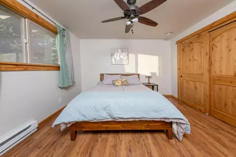 Bedroom - 22333 Nelson Rd, Bend, OR 97701 photo 1 of 5