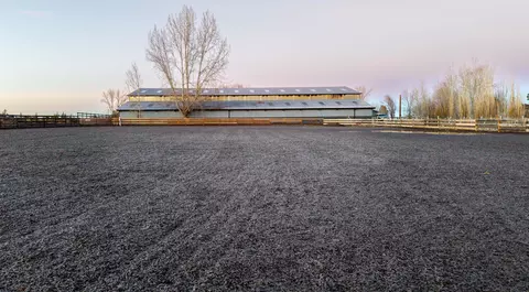 Exterior - 22333 Nelson Rd, Bend, OR 97701 photo 7 of 9