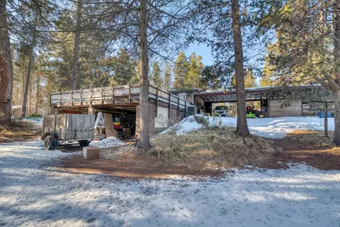 56500 Meteor Dr, Bend, OR 97707 photo 13