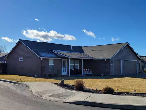 694 NE Stone Ridge Ln, Prineville, OR 97754
