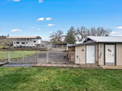 123 Ball Rd, Eagle Point, OR 97524 photo 32