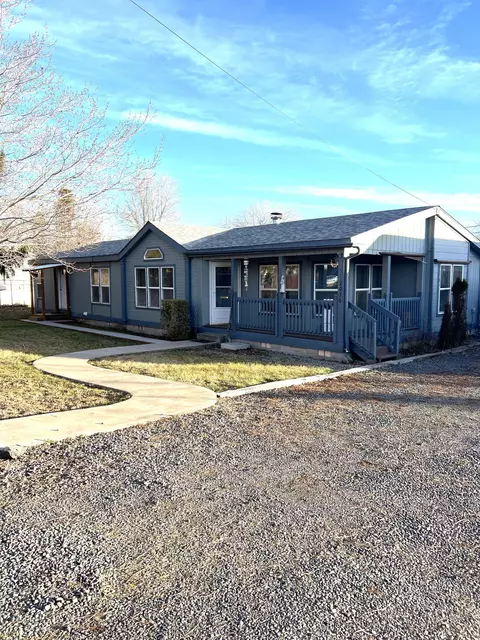 2036 Orchard Ave, Klamath Falls, OR 97601