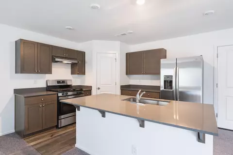 Kitchen - 51764 Jubilee Pine Dr, La Pine, OR 97739 photo 1 of 3
