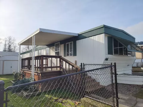 2325 NW Highland Ave #46, Grants Pass, OR 97526