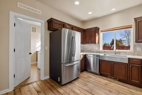 61648 Kaci Ln, Bend, OR 97702 photo 18