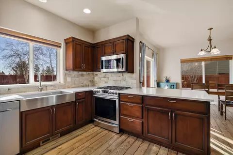 61648 Kaci Ln, Bend, OR 97702 photo 14