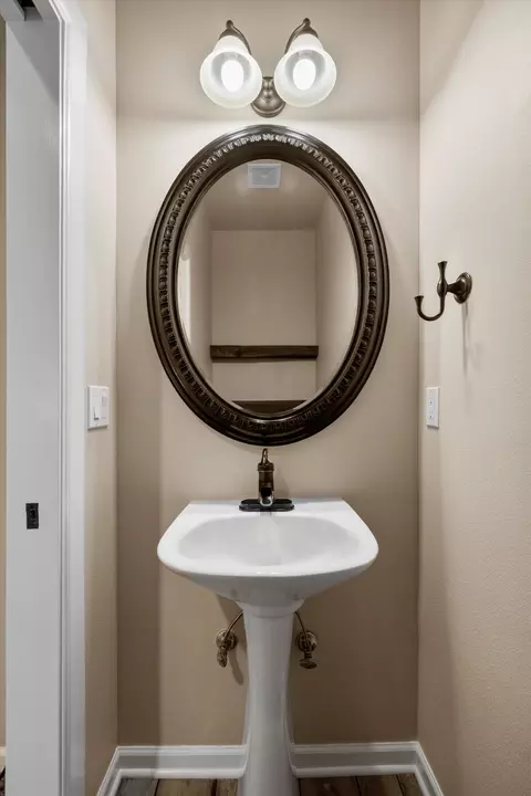 61648 Kaci Ln, Bend, OR 97702 photo 22