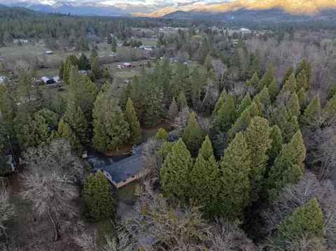 View/Area - 1523 Cedar Flat Rd, Williams, OR 97544 photo 3 of 8