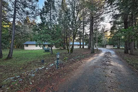 Exterior - 1523 Cedar Flat Rd, Williams, OR 97544 photo 10 of 10
