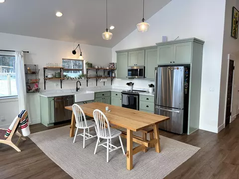 Kitchen - 54812 Pine Crest Rd, Bend, OR 97707 photo 2 of 4