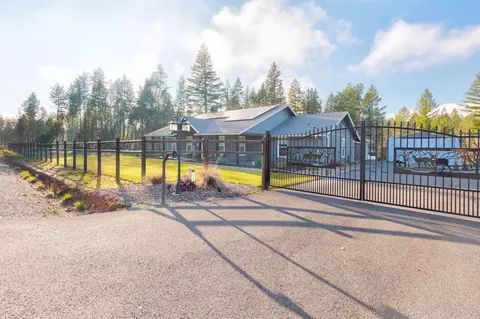 1332 Ellison Lp, Merlin, OR 97532