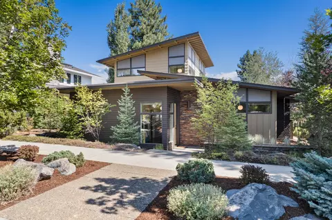 2198 NW Clearwater Dr, Bend, OR 97703