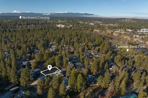 20013 Pinewood Rd, Bend, OR 97702