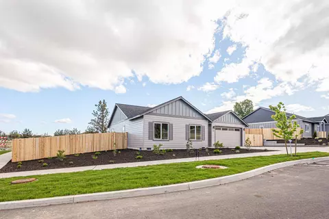 563 SW H St #LOT 8, Madras, OR 97741