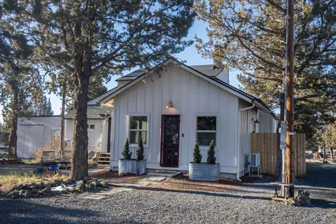 17915 Cascade Estates Dr, Bend, OR 97703 photo 5