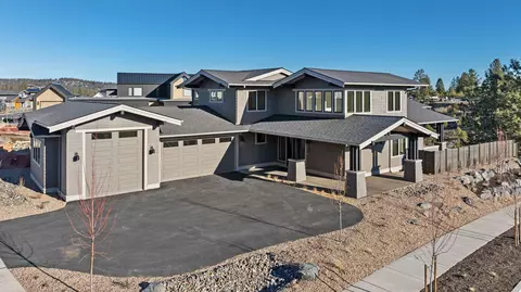 3231 NW Strickland Way, Bend, OR 97703
