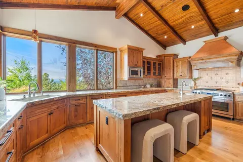 3282 NW Starview Dr, Bend, OR 97703 photo 10