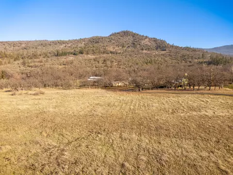 4477 E Antelope Rd, Eagle Point, OR 97524 photo 10