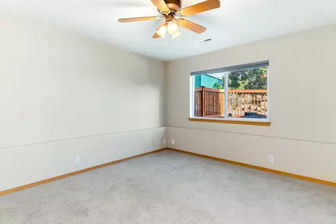 Bedroom - 65195 85th St, Bend, OR 97703 photo 5 of 6