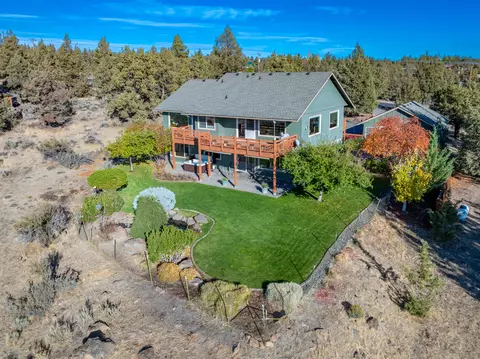 Exterior - 65195 85th St, Bend, OR 97703 photo 5 of 6