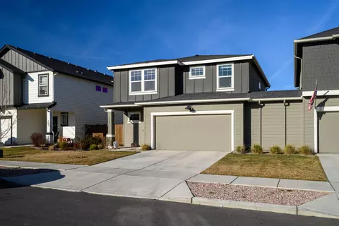 1243 NW Varnish Ave, Redmond, OR 97756