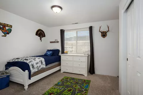 Bedroom - 492 Westminster Dr, Eagle Point, OR 97524 photo 1 of 3