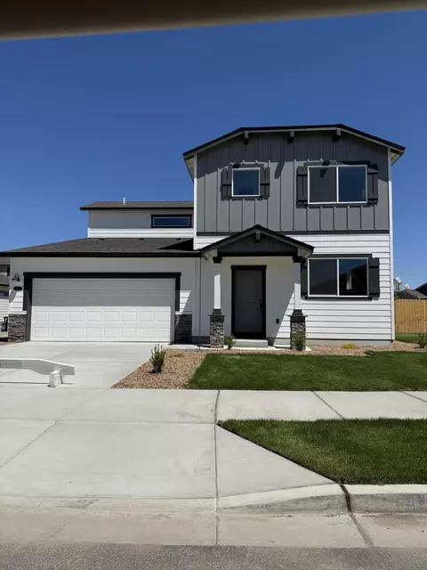 228 NW Par Ave #110, Madras, OR 97741