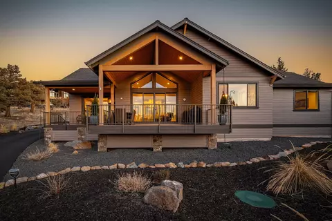 1416 Spring Ridge Ct, Redmond, OR 97756