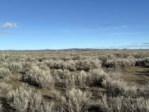 rocking horse lane LOT 3300, Christmas Valley, OR 97641