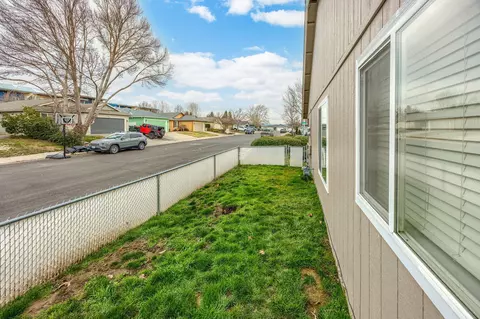 499 St Clair Way, Eagle Point, OR 97524 photo 21