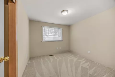 499 St Clair Way, Eagle Point, OR 97524 photo 17