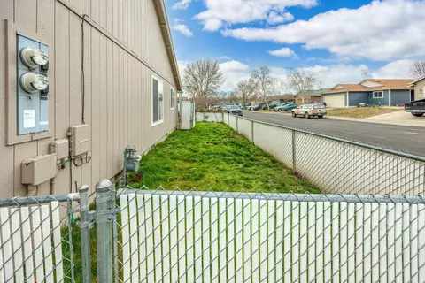 499 St Clair Way, Eagle Point, OR 97524 photo 20