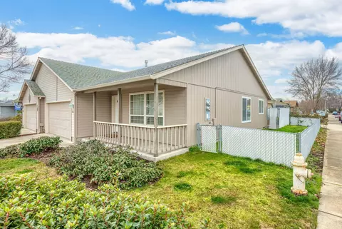 499 St Clair Way, Eagle Point, OR 97524 photo 23