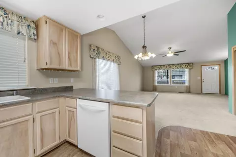 499 St Clair Way, Eagle Point, OR 97524 photo 10