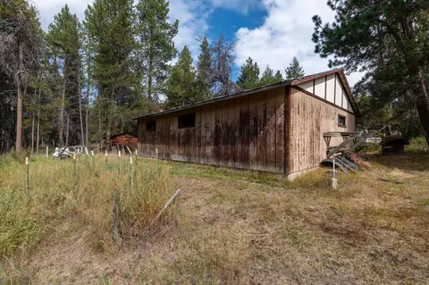 55521 Gross Dr, Bend, OR 97707 photo 9