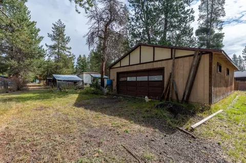 55521 Gross Dr, Bend, OR 97707 photo 8