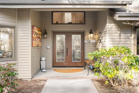 20388 Mission Ridge Ct, Bend, OR 97702