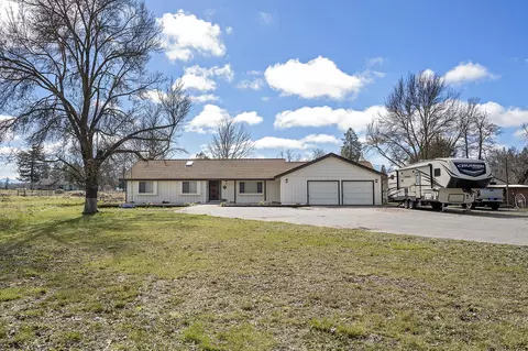 3739 Leonard Rd, Grants Pass, OR 97527