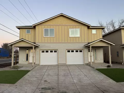 7444 Denman Ct, White City, OR 97503