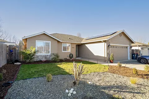1346 Alex Way, Medford, OR 97501