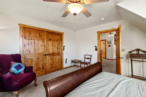 Bedroom - 23074 Rivercrest Dr, Sprague River, OR 97639 photo 5 of 5