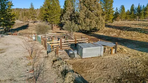 Exterior - 23074 Rivercrest Dr, Sprague River, OR 97639 photo 17 of 24