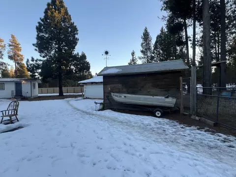 Undisclosed, Bend, OR 97707 photo 11