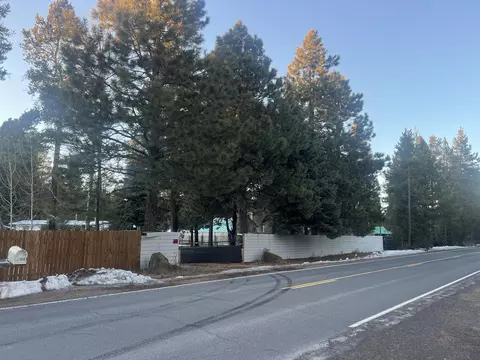 Undisclosed, Bend, OR 97707 photo 14