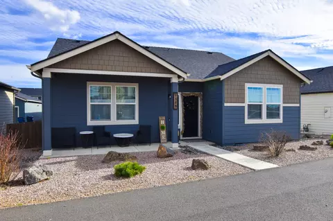 1360 NW Varnish Ave, Redmond, OR 97756