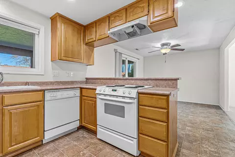 507 Westminster Dr, Eagle Point, OR 97524 photo 13