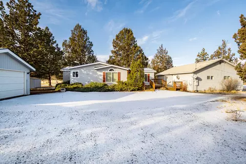 66967 Central St, Bend, OR 97703 photo 2