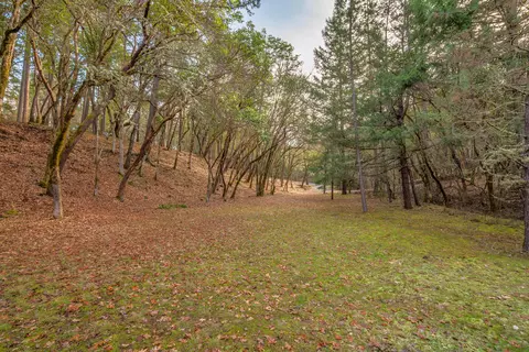 1260 W Jones Creek Rd #LOT 4, Grants Pass, OR 97526