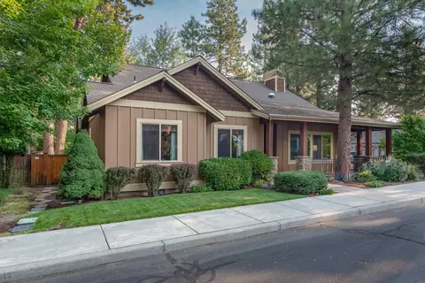 60911 Grand Targhee Dr, Bend, OR 97702