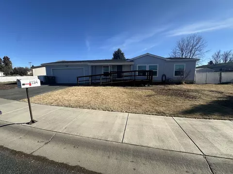 4734 Cleveland Ave, Klamath Falls, OR 97601